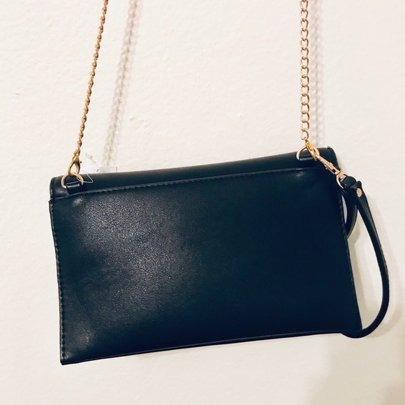 Black Wristlet / Crossbody purse with pearl studs - Picture 3 of 3